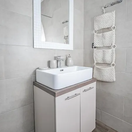 Sky - Free Garage * كوباونيك