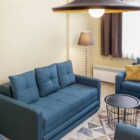 Sky - Free Garage * كوباونيك