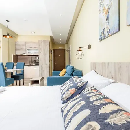 Sky - Free Garage شقة كوباونيك