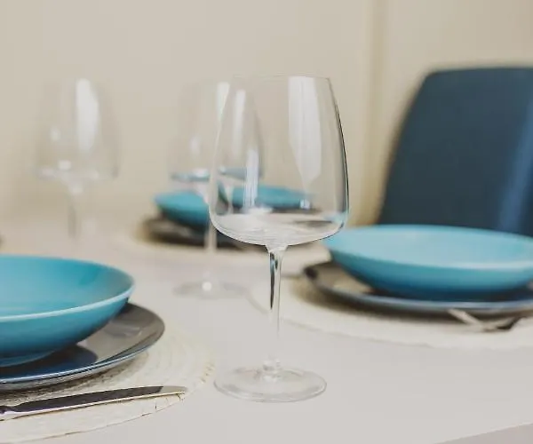 Sky - Free Garage Lejlighed *