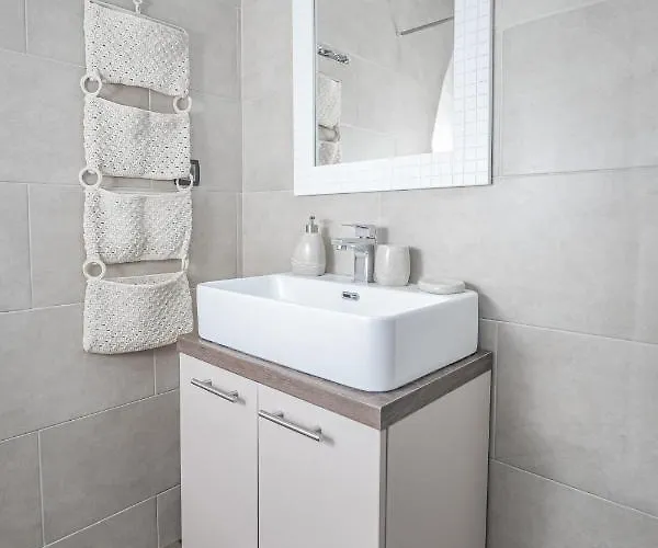 Sky - Free Garage Kopaonik